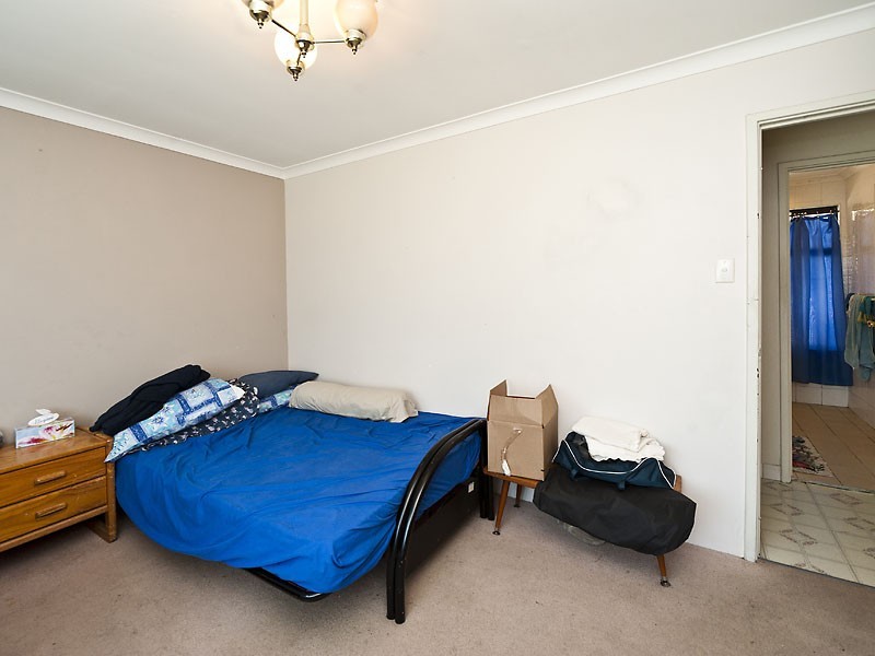 8A Wellaton Street, Midvale WA 6056