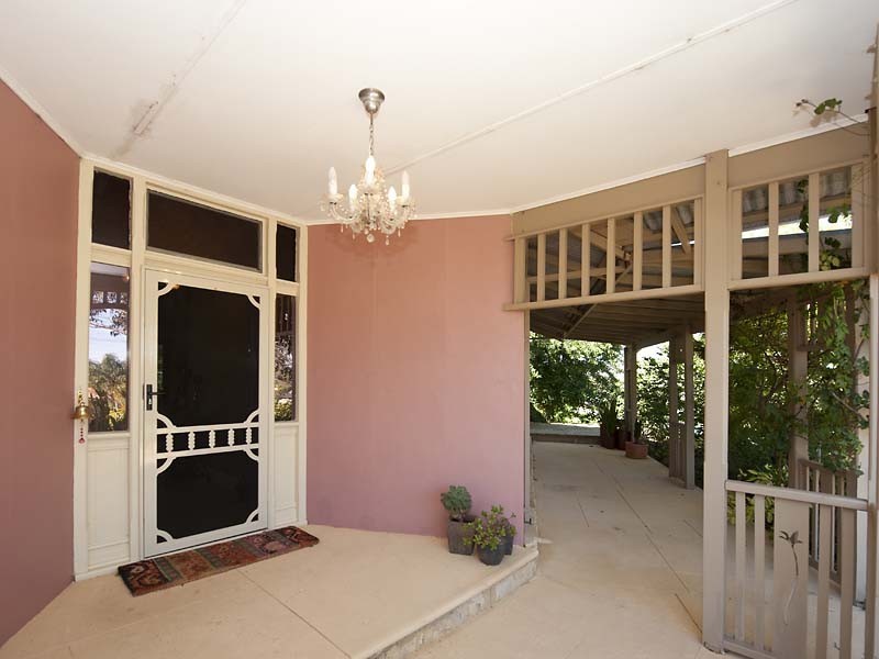 56 Redgum Avenue, Bellevue WA 6056