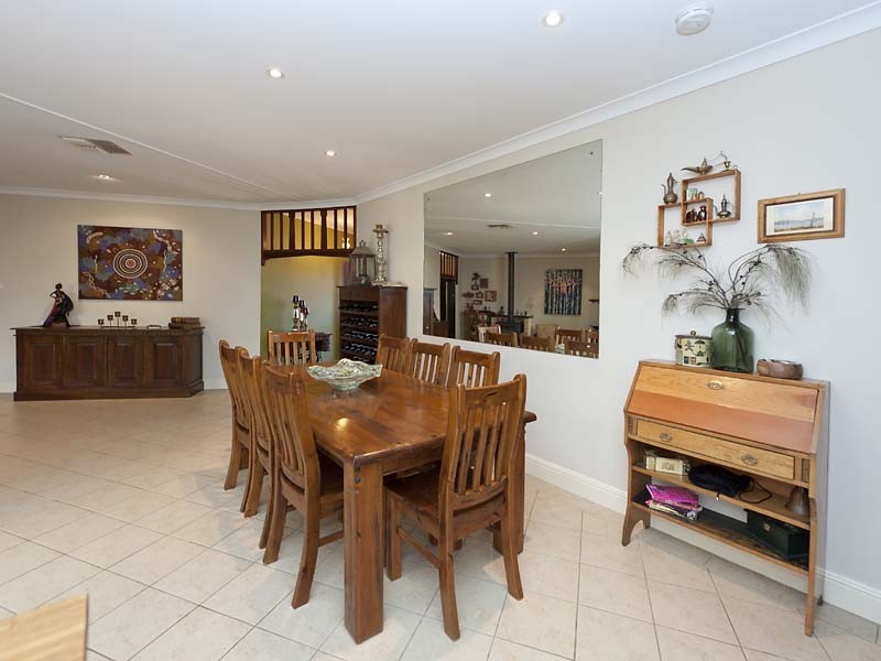 56 Redgum Avenue, Bellevue WA 6056