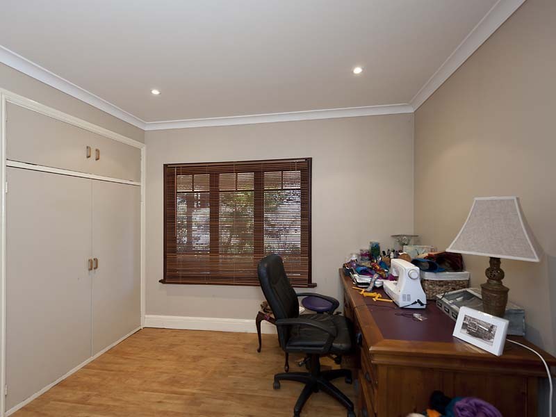 56 Redgum Avenue, Bellevue WA 6056