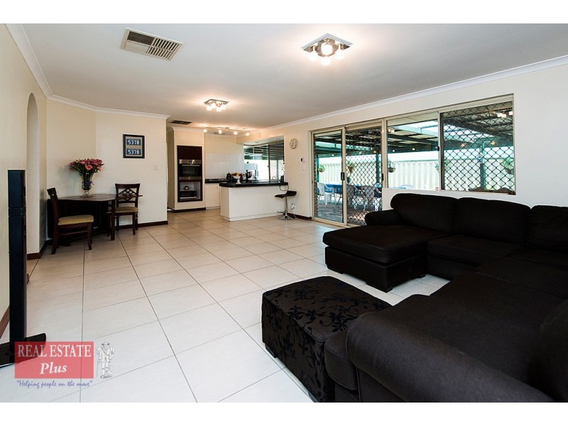 40 Mockeridge Circuit, Middle Swan WA 6056