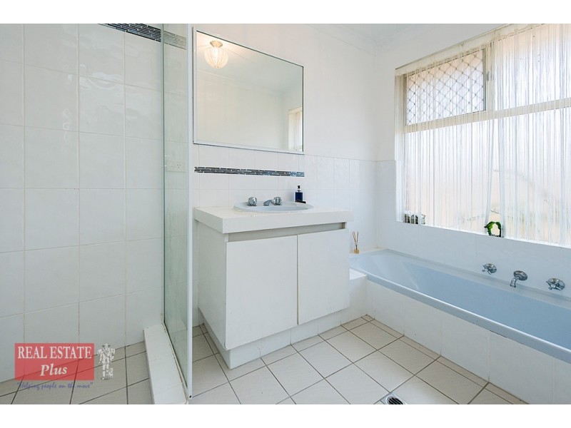 40 Mockeridge Circuit, Middle Swan WA 6056