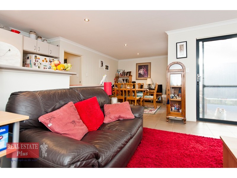 6/25 Wroxton St, Midland WA 6056