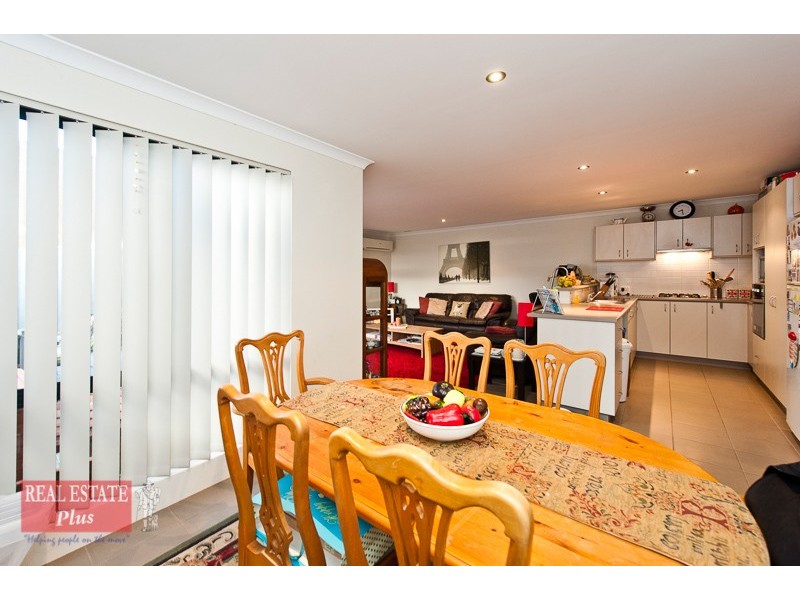 6/25 Wroxton St, Midland WA 6056