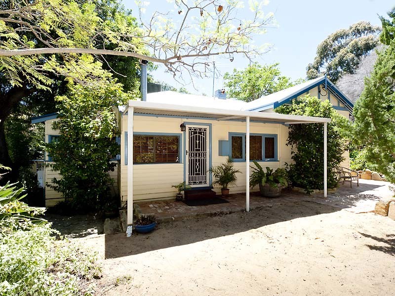 75 Old York Road, Greenmount WA 6056