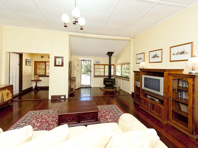 75 Old York Road, Greenmount WA 6056