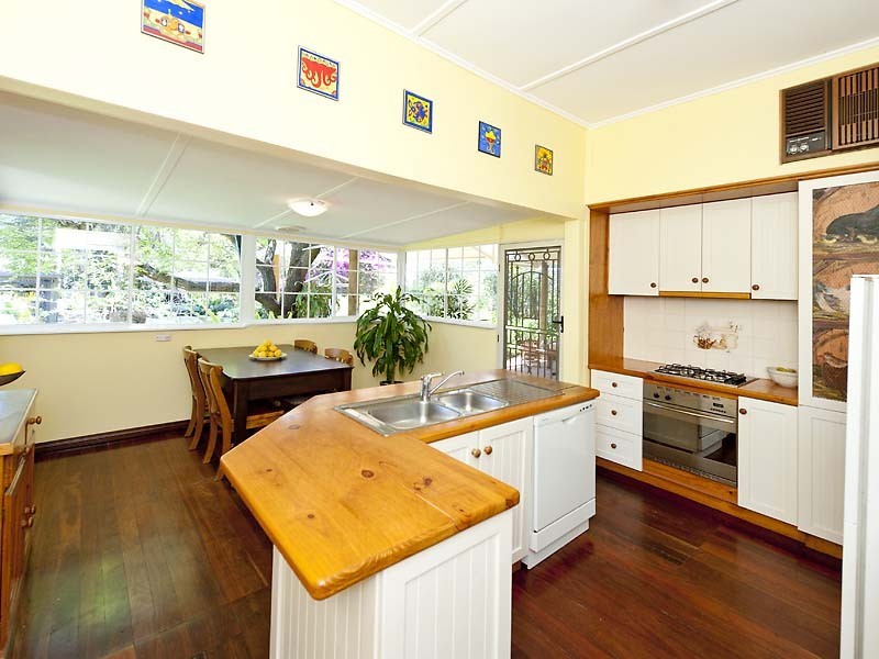 75 Old York Road, Greenmount WA 6056