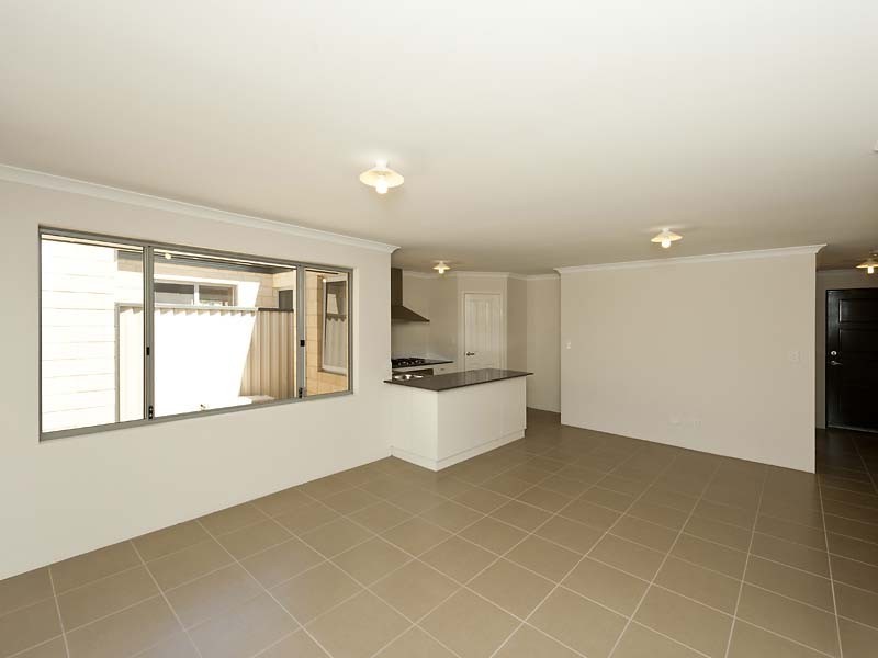Unit 2/4 George St, Midland WA 6056