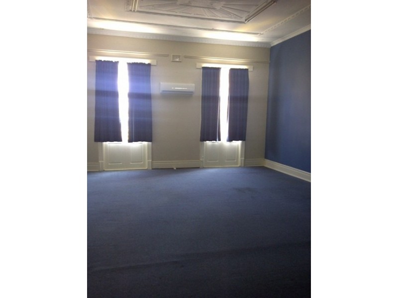 3,52 Helena Street, Midland WA 6056