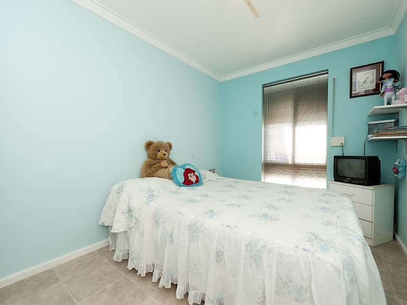 349 Holmes Road, Forrestfield WA 6058
