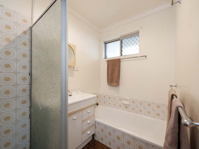 349 Holmes Road, Forrestfield WA 6058