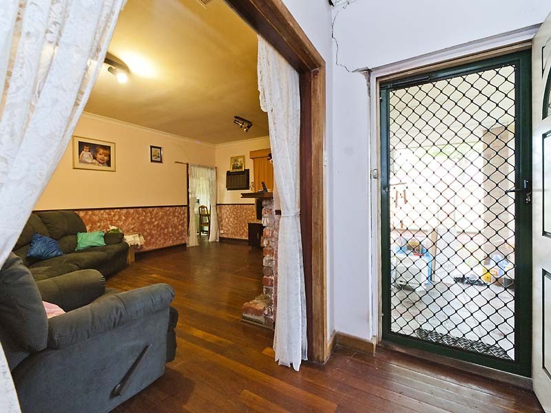 32 East Street, Guildford WA 6055