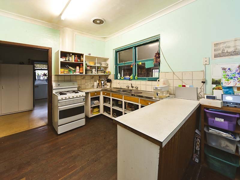 32 East Street, Guildford WA 6055