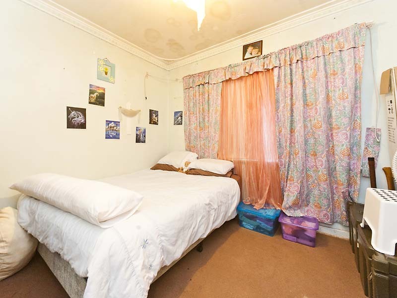 32 East Street, Guildford WA 6055