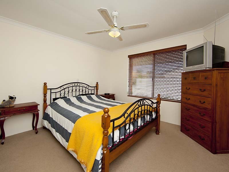19/11 Elvire Street, Viveash WA 6056