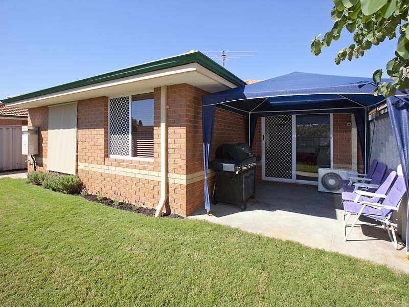 19/11 Elvire Street, Viveash WA 6056