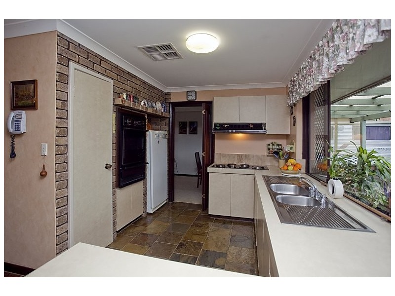 32 O’Connor Road, Swan View WA 6056