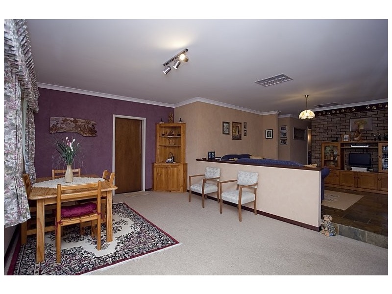 32 O’Connor Road, Swan View WA 6056
