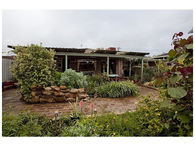 32 O’Connor Road, Swan View WA 6056