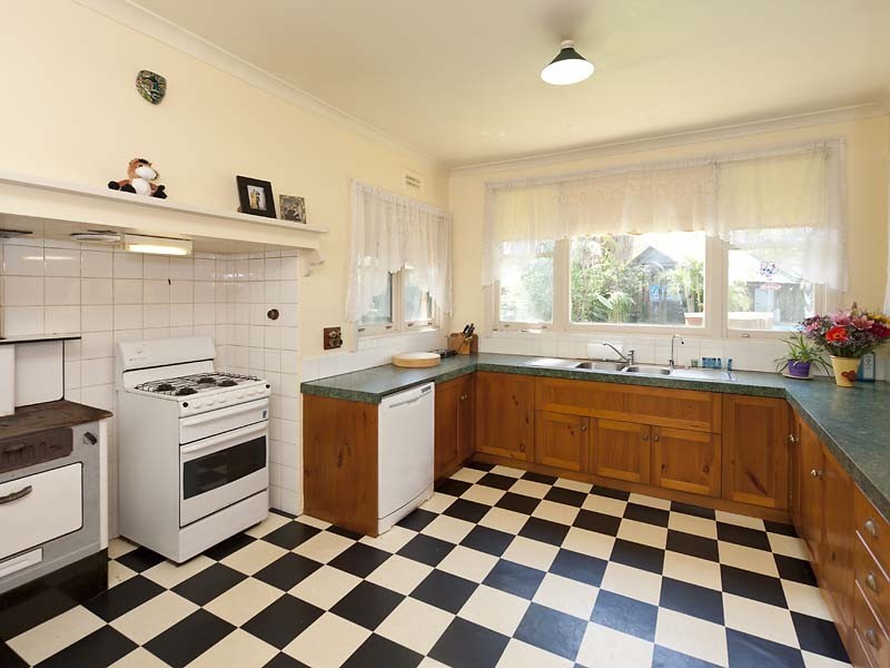 15 Toodyay Road, Middle Swan WA 6056