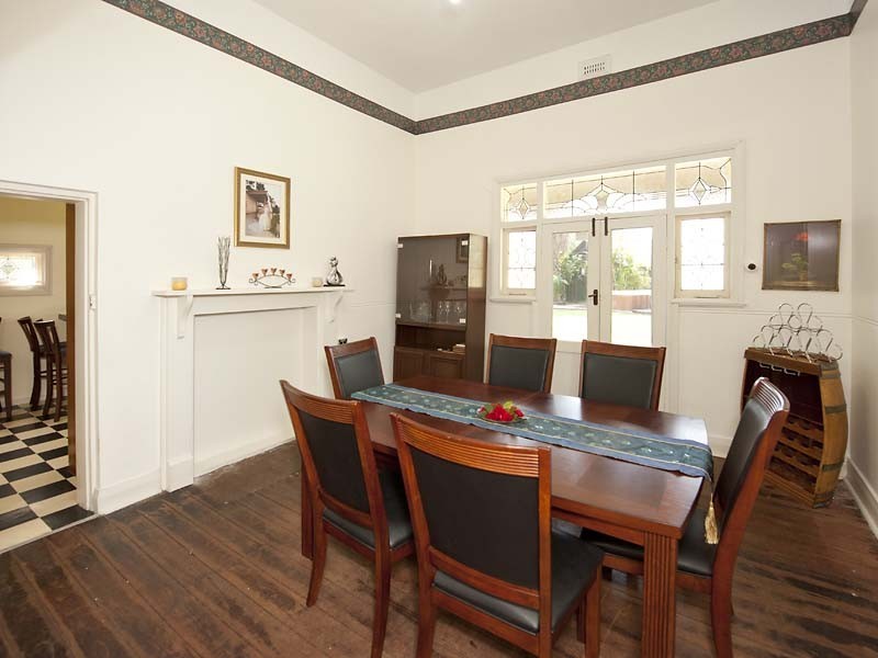 15 Toodyay Road, Middle Swan WA 6056