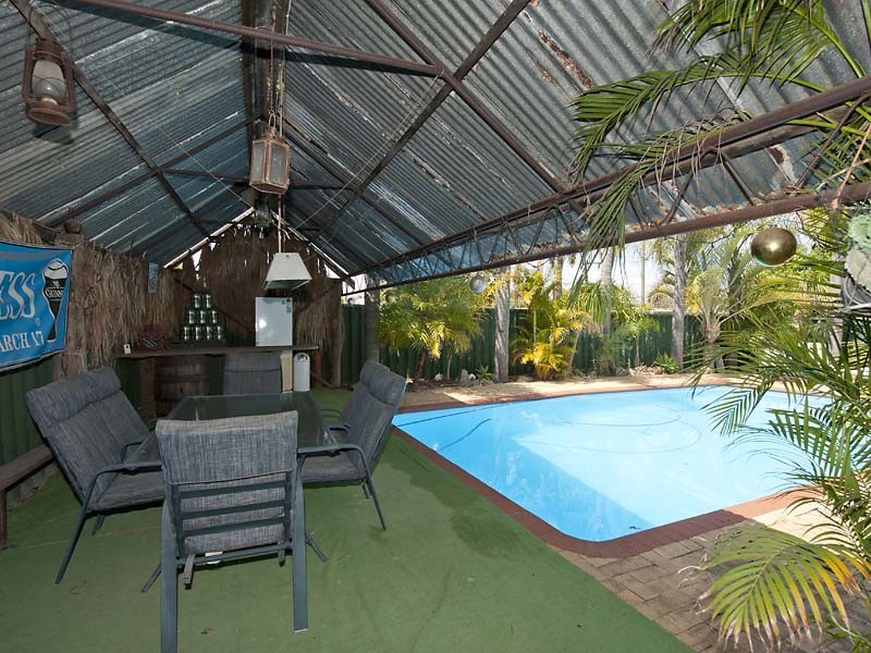 15 Toodyay Road, Middle Swan WA 6056