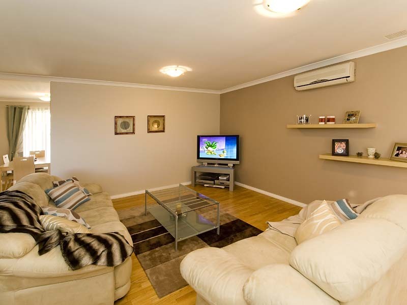 20/11 Elvire Street, Viveash WA 6056