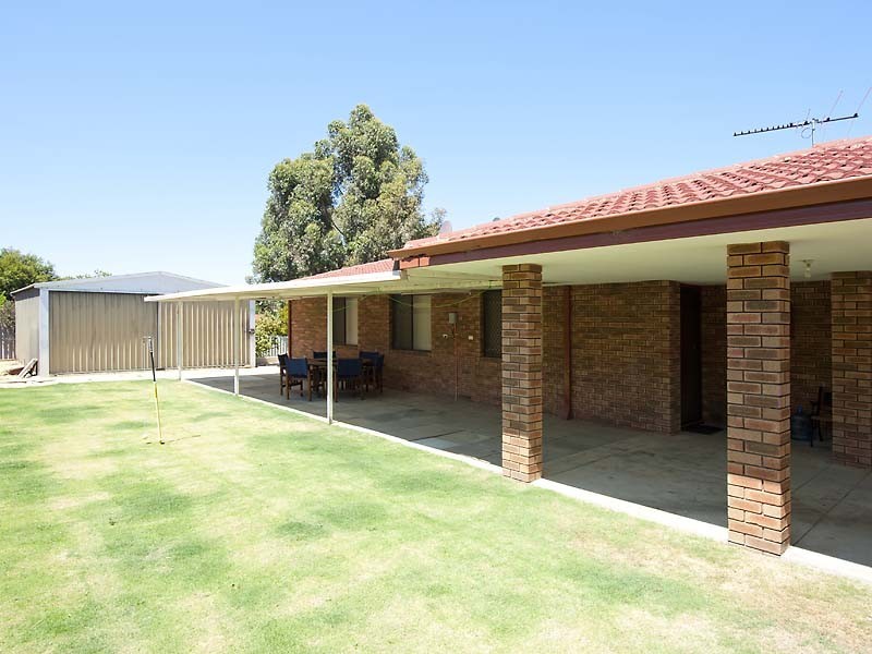 15 Bougainvillea Avenue, Forrestfield WA 6058