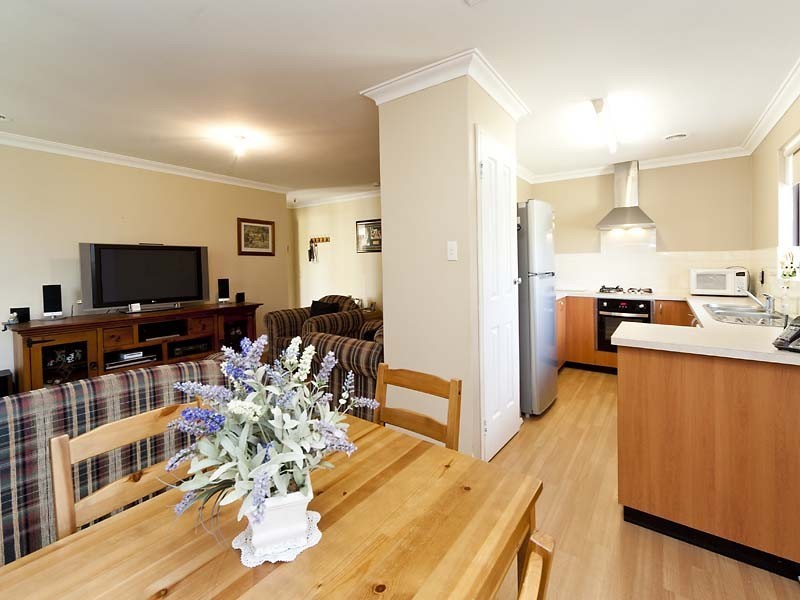 15 Bougainvillea Avenue, Forrestfield WA 6058