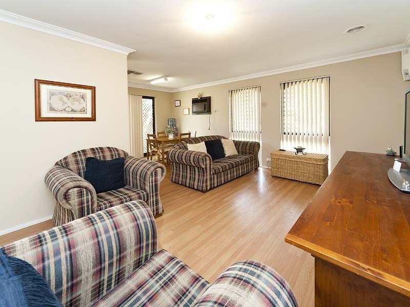 15 Bougainvillea Avenue, Forrestfield WA 6058