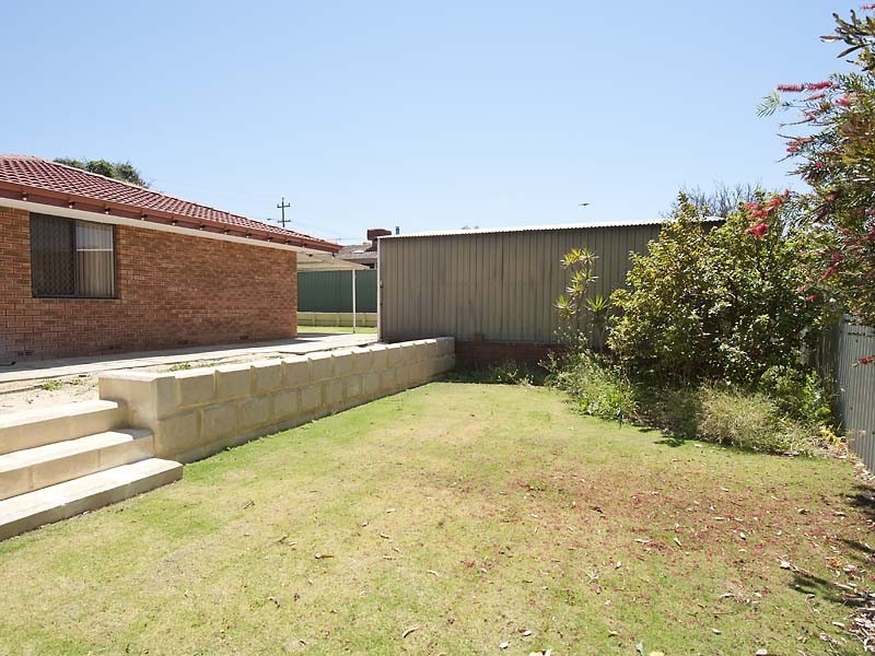 15 Bougainvillea Avenue, Forrestfield WA 6058