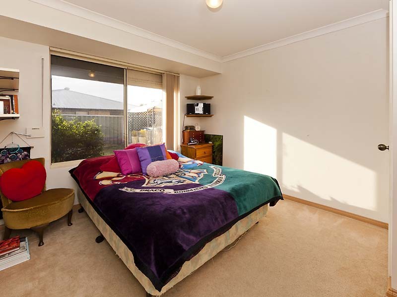 17 Coomer Elbow, South Guildford WA 6055