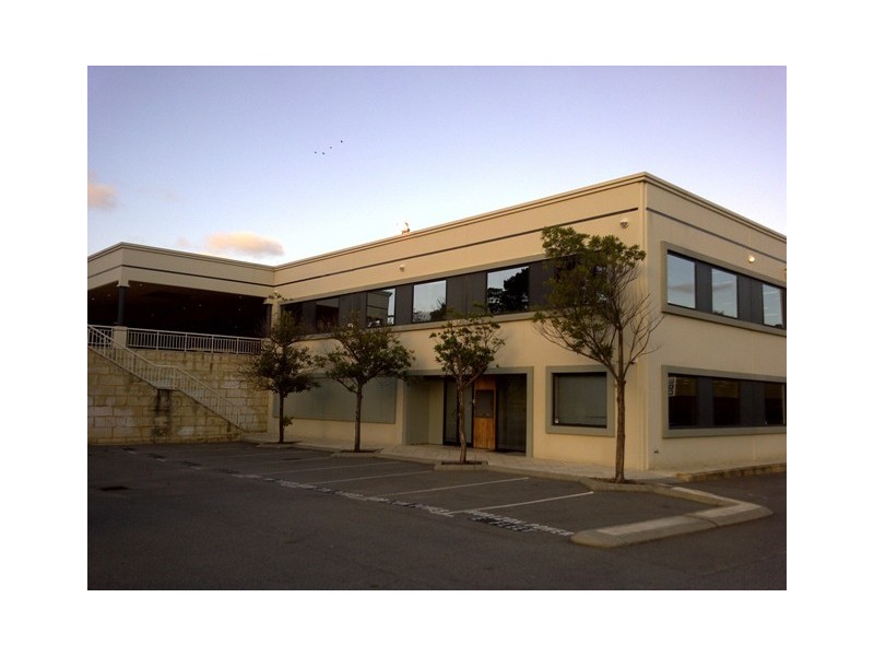 Suite 4,6 Brodie-Hall Dr, Bentley WA 6102