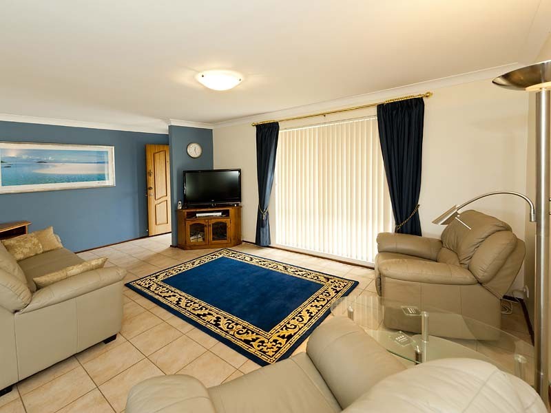 76 Berkshire Road, Forrestfield WA 6058