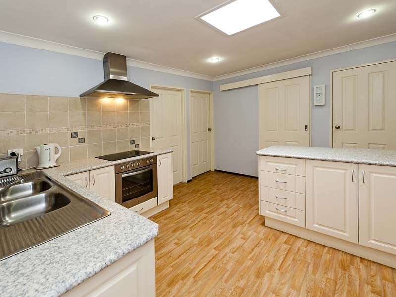 76 Berkshire Road, Forrestfield WA 6058