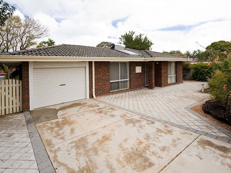 76 Berkshire Road, Forrestfield WA 6058