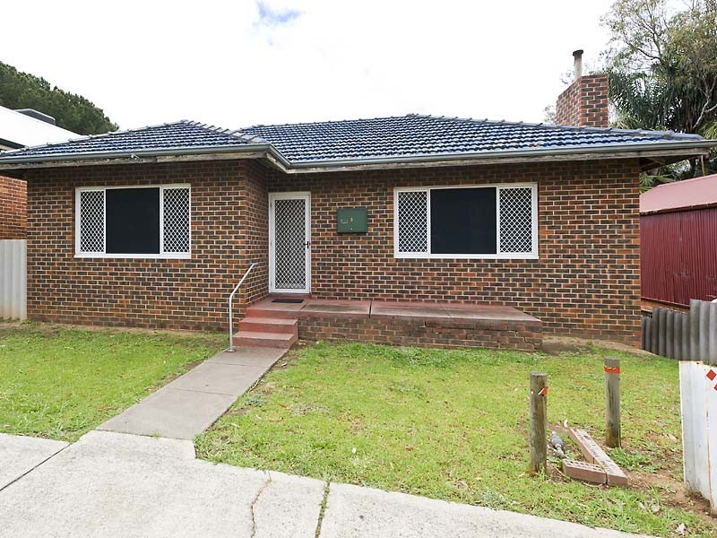 8  Johnson Street, Guildford WA 6055