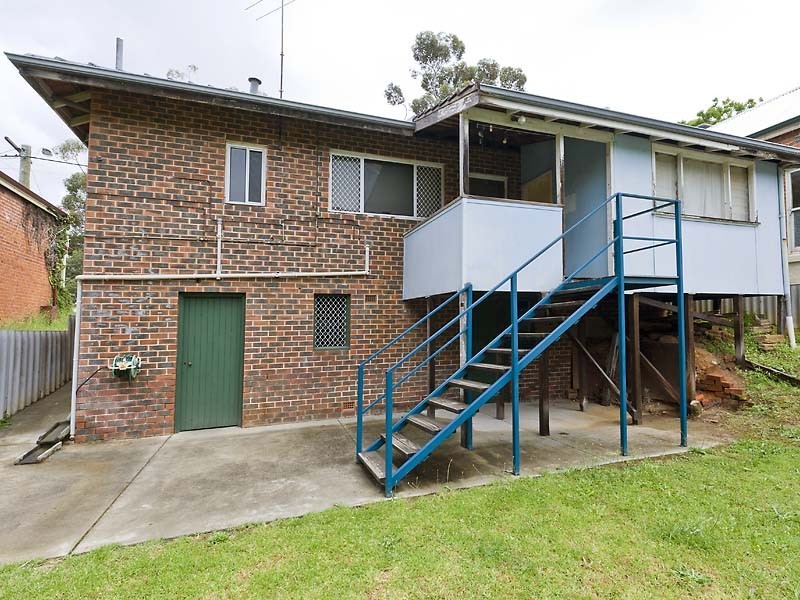8  Johnson Street, Guildford WA 6055