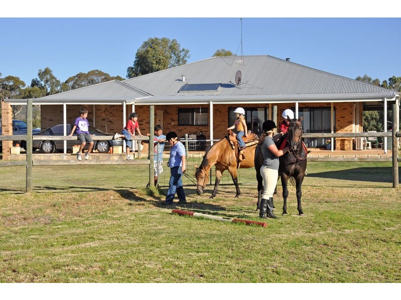 11 Bromley Road, Herne Hill WA 6056