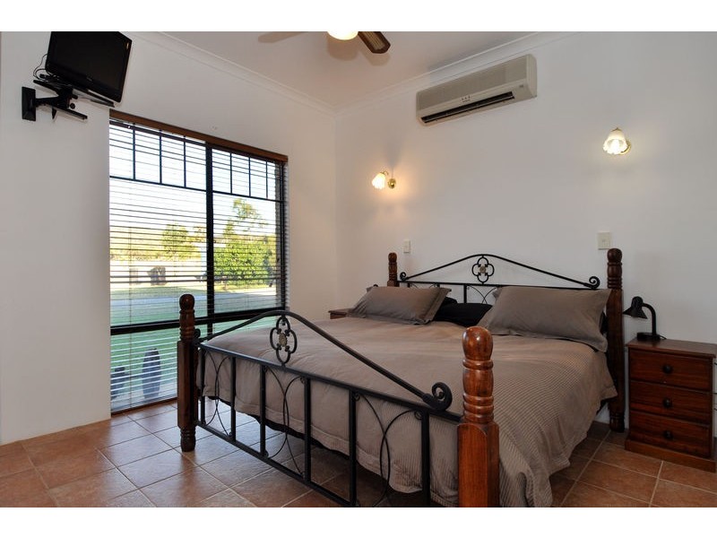 11 Bromley Road, Herne Hill WA 6056