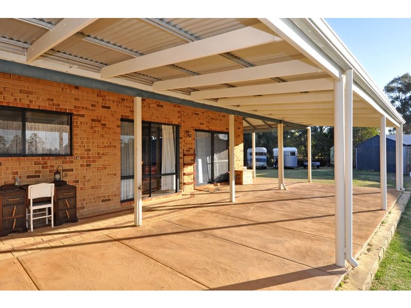 11 Bromley Road, Herne Hill WA 6056