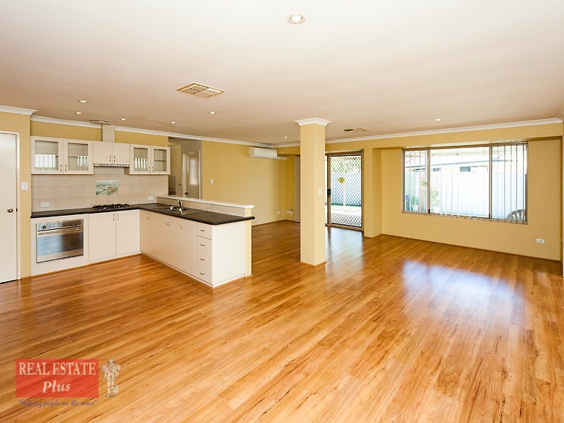 30 Campolino Gardens, Stratton WA 6056