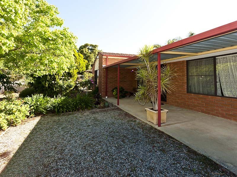 20 The Ridgeway, Swan View WA 6056