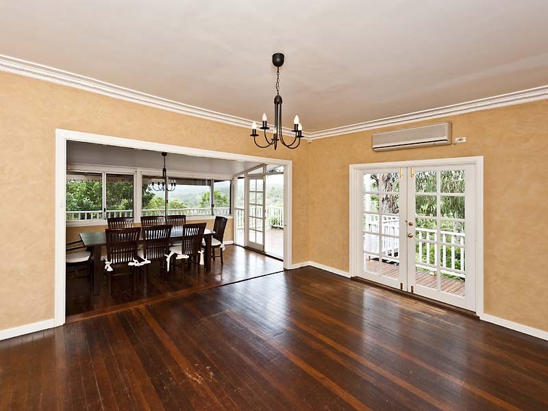 2 Parkway, Swan View WA 6056