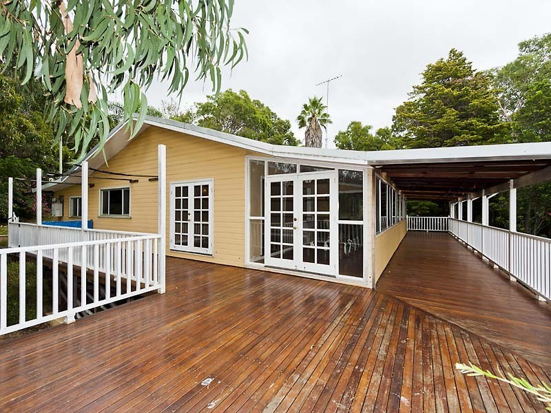 2 Parkway, Swan View WA 6056