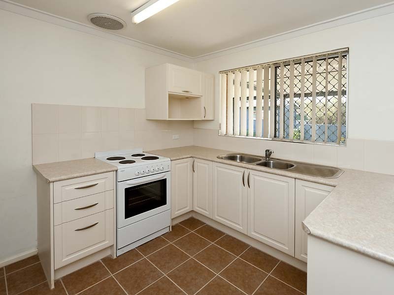 72 Ewart Street, Midland WA 6056