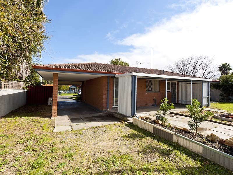 72 Ewart Street, Midland WA 6056