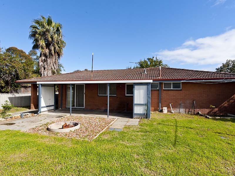 72 Ewart Street, Midland WA 6056