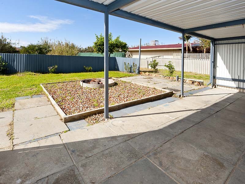 72 Ewart Street, Midland WA 6056