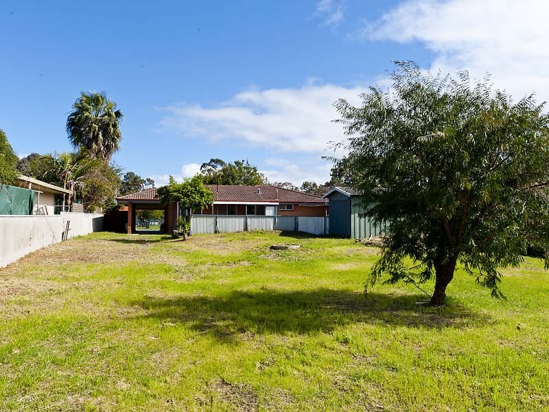 72 Ewart Street, Midland WA 6056